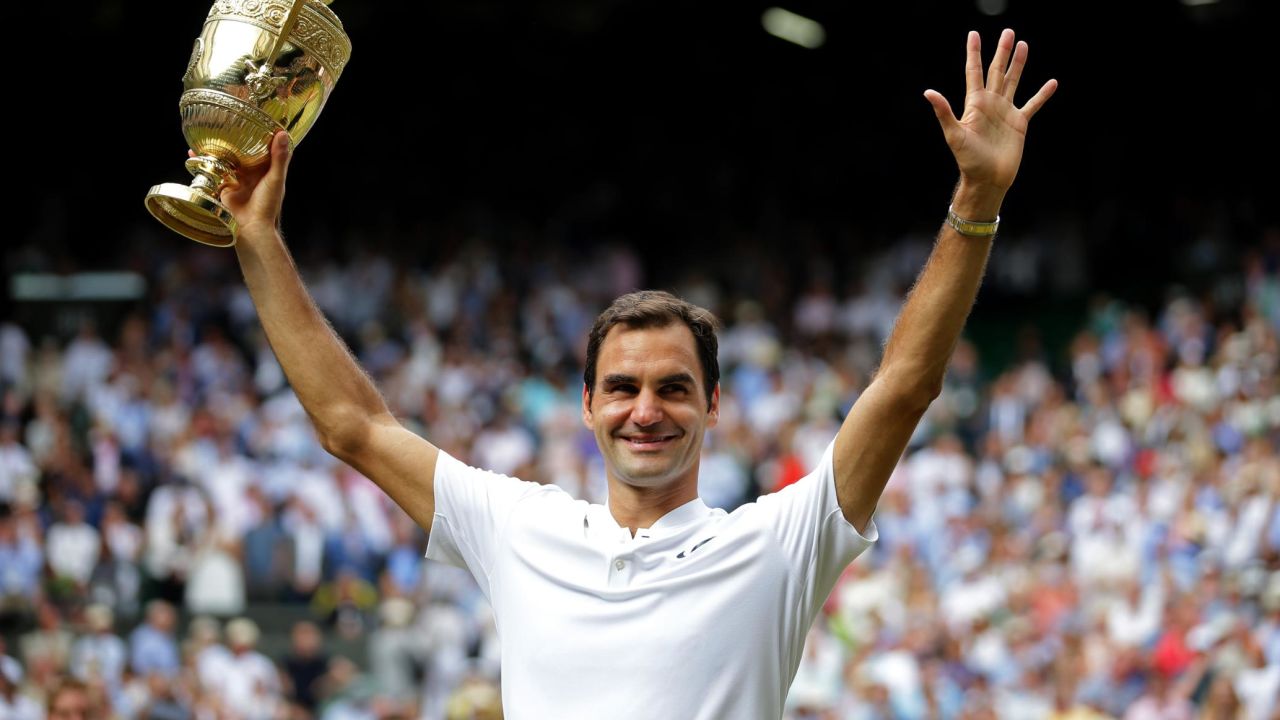 Roger Federer won his eighth Wimbledon crown in 2017, beating Marin Cilic in straight sets.