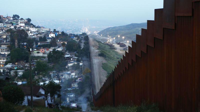 Mexico Sends Nearly 15000 Troops To Us Mexico Border Cnn 7899