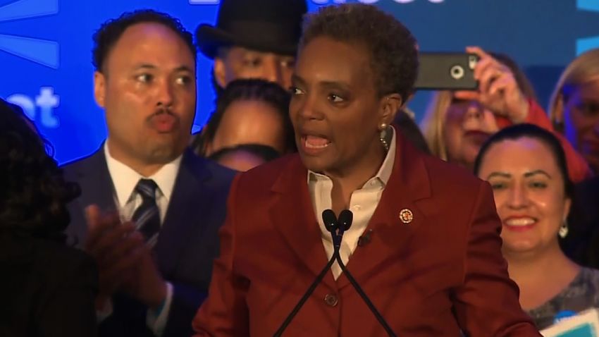 Lori Lightfoot inaugurated as Chicago s first blackmayor CNN