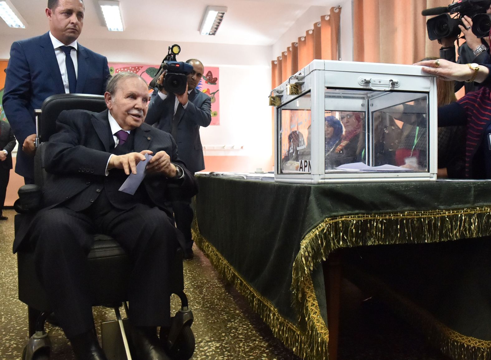 Bouteflika casts his vote during parliamentary elections in May 2017.