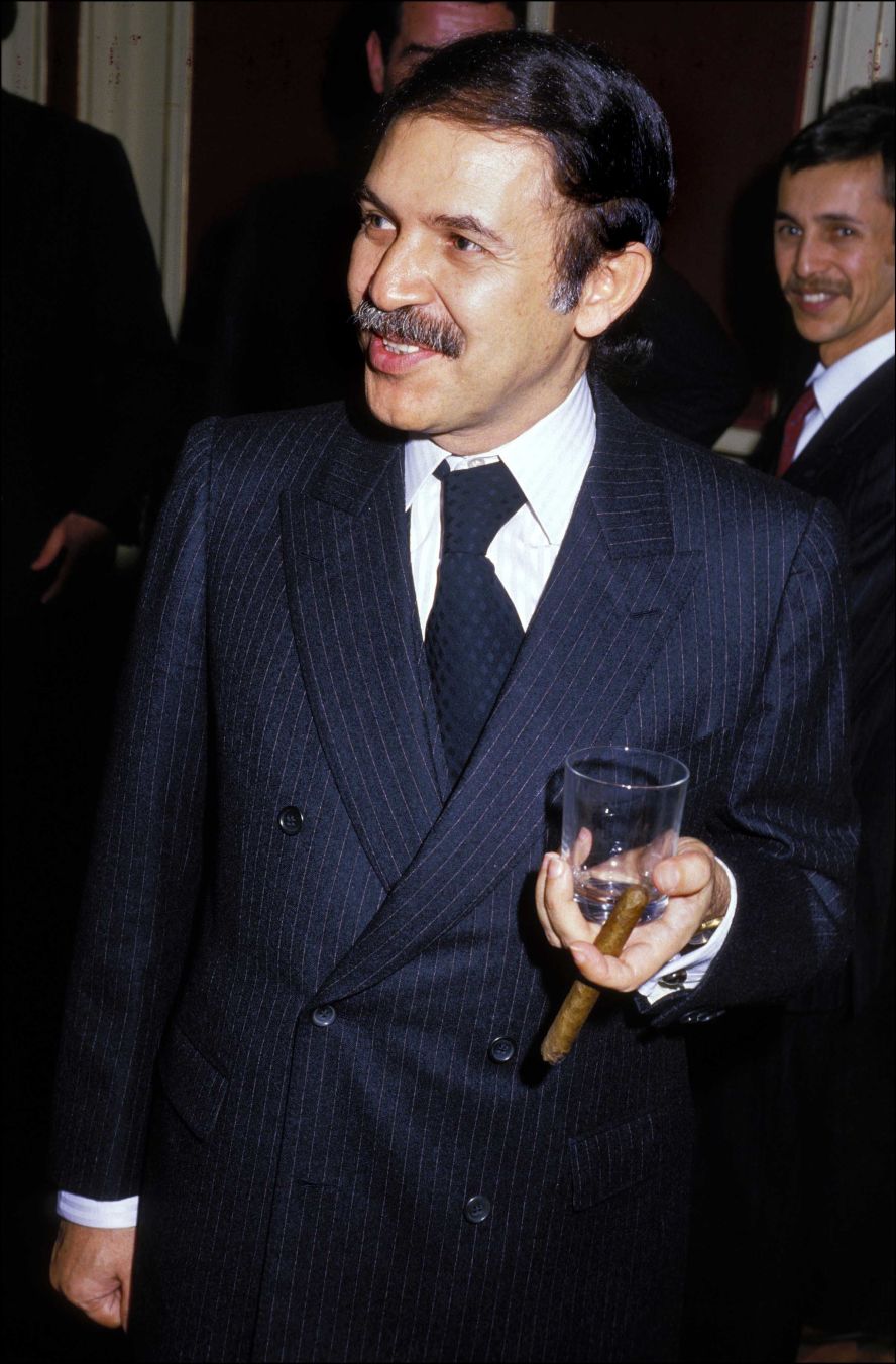 In November 1986, Bouteflika attends a reception that celebrated the 32nd anniversary of the Algerian revolution.