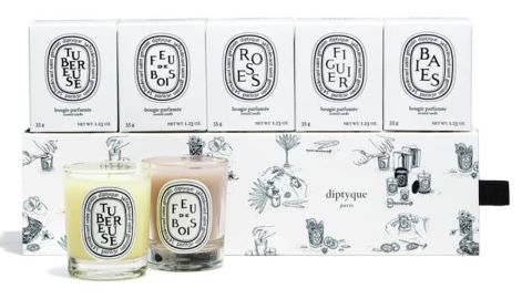 <strong>Diptyque Scented Candle Set ($55; </strong><a href="https://click.linksynergy.com/deeplink?id=Fr/49/7rhGg&mid=1237&u1=0403mothersdaygiftsnordstrom&murl=https%3A%2F%2Fshop.nordstrom.com%2Fs%2Fdiptyque-scented-candle-set-75-value%2F4346158" target="_blank" target="_blank"><strong>nordstrom.com</strong></a><strong>)</strong><br />