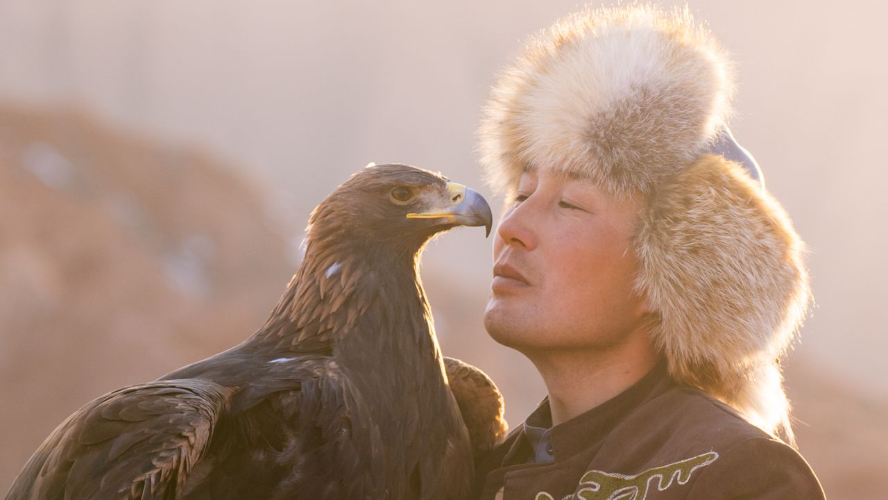 <strong>Eagle man: </strong>Dros, who originally trained as a graphic designer, says he much prefers shooting landscapes to people, but made an exception for this traditional Kyrgyz eagle hunter.