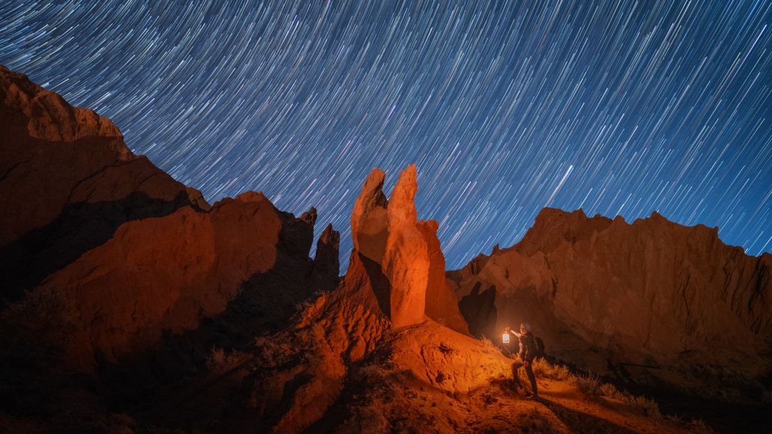 Dros uses software in post-production to create star trails from multiple shots. 