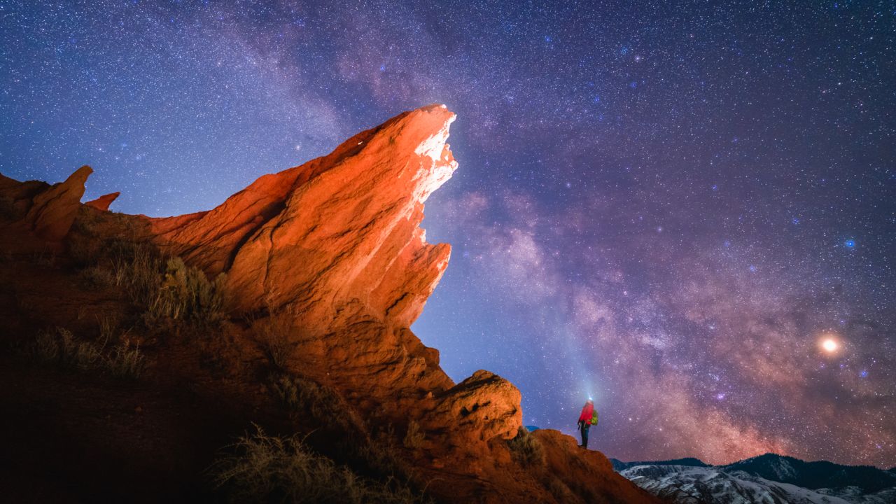 Kyrgyzstan albert dros night