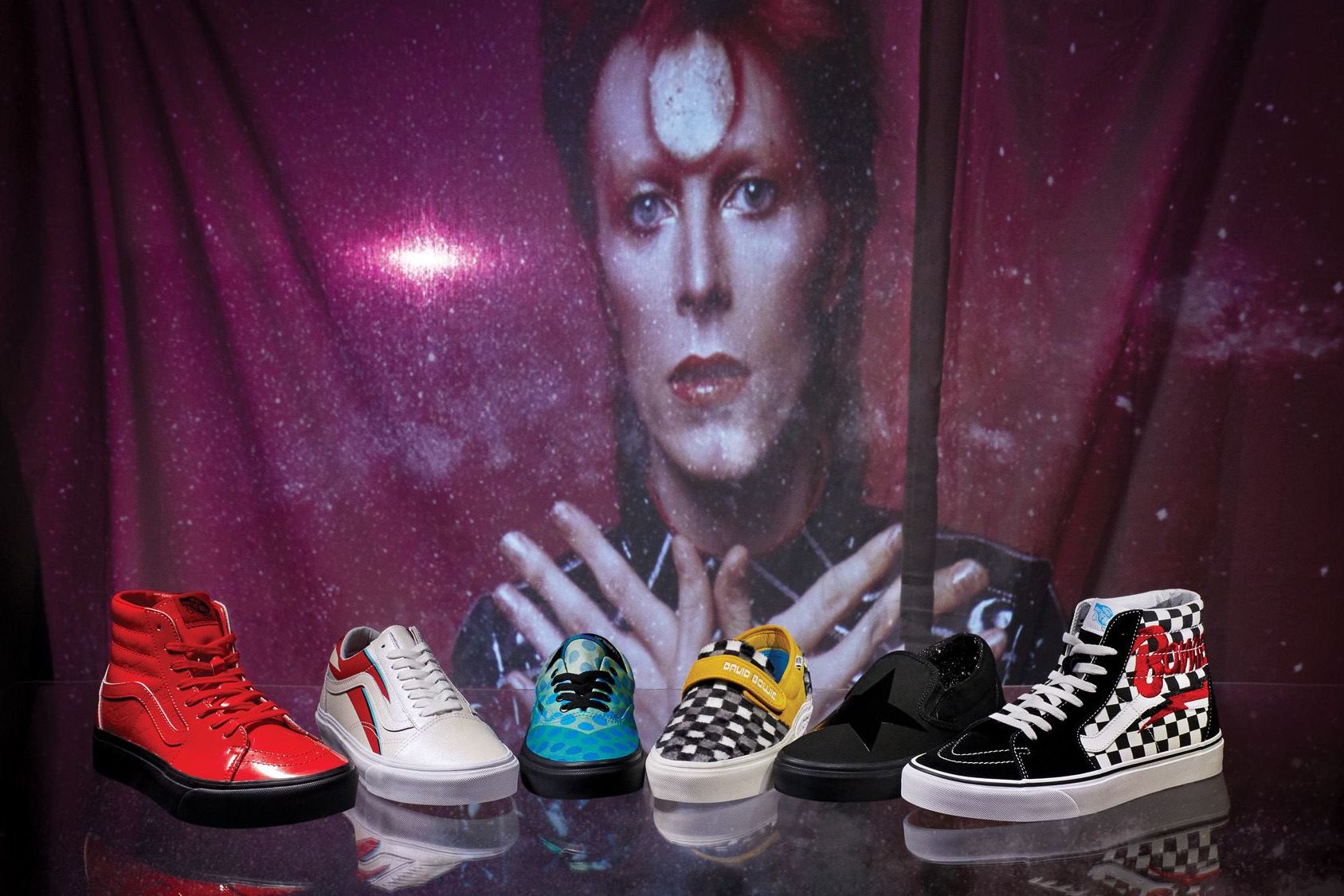 litro Hamburguesa Trueno Vans releases David Bowie-inspired collection | CNN