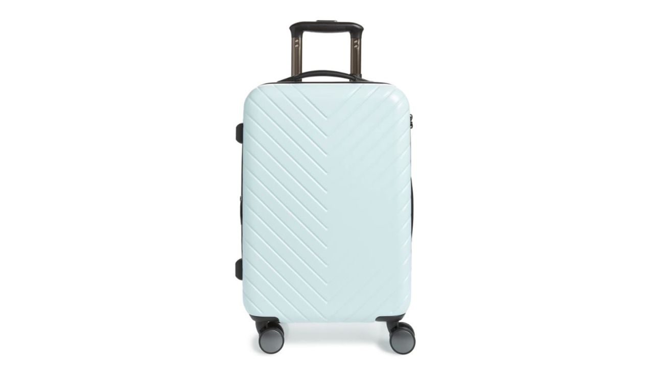 <strong>Chevron 18-Inch Spinner Carry-On (139; </strong><a href="https://click.linksynergy.com/deeplink?id=Fr/49/7rhGg&mid=1237&u1=0518personalitymothers&murl=https%3A%2F%2Fshop.nordstrom.com%2Fs%2Fnordstrom-chevron-18-inch-spinner-carry-on%2F4713630" target="_blank" target="_blank"><strong>nordstrom.com</strong></a>)