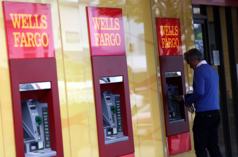 Wells Fargo unloads retirement plan unit for 1.2 billion CNN