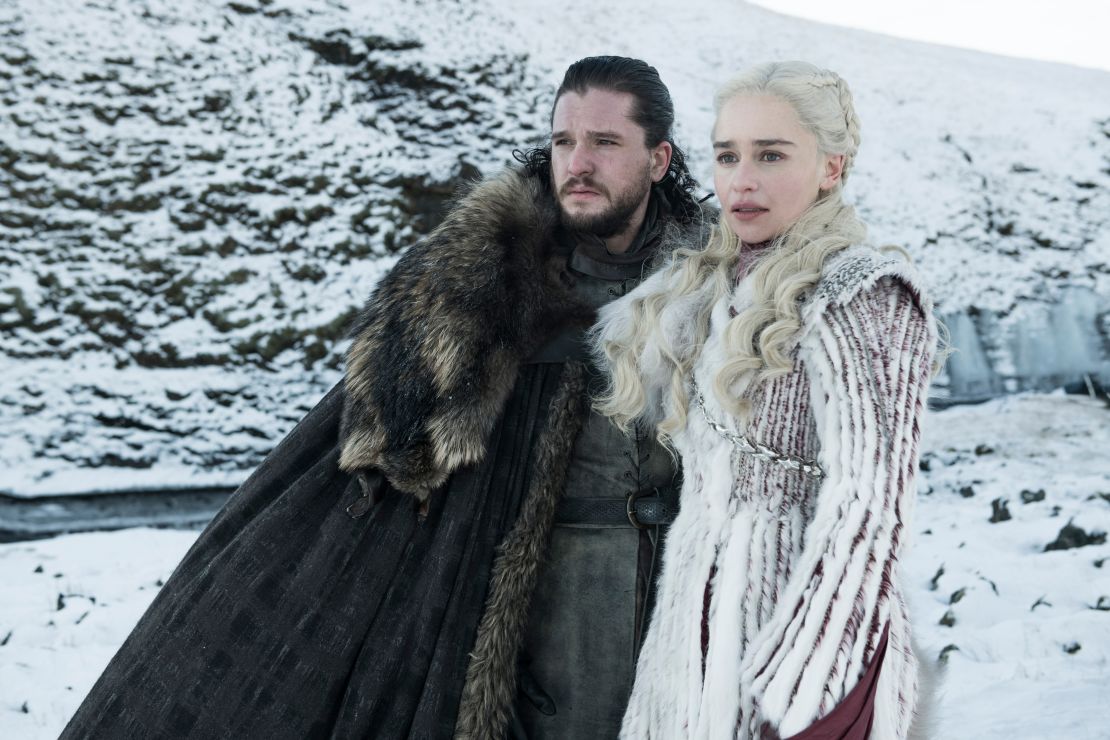 Kit Harington, Emilia Clarke in 'Game of Thrones'