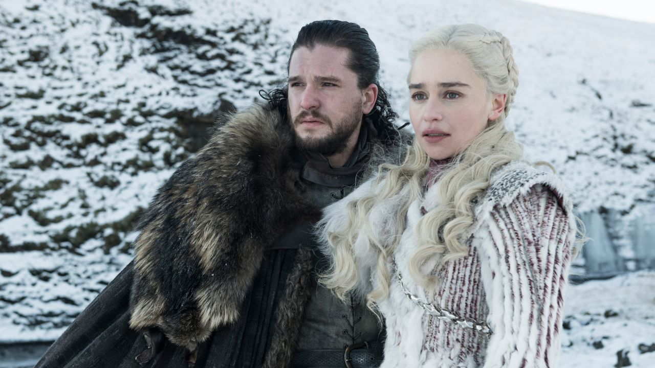 Kit Harington, Emilia Clarke in 'Game of Thrones'