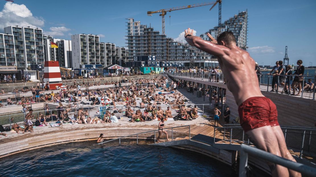 A welcome respite in summer months, Harbor Bath is open Saturdays and Sundays and is free to the public.