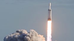 spacex falcon heavy second launch