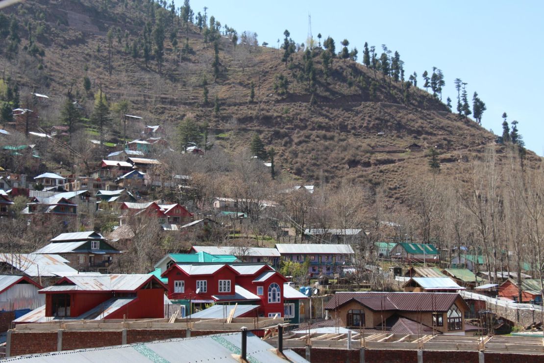 Tourists used to start flocking to the region in early spring. 