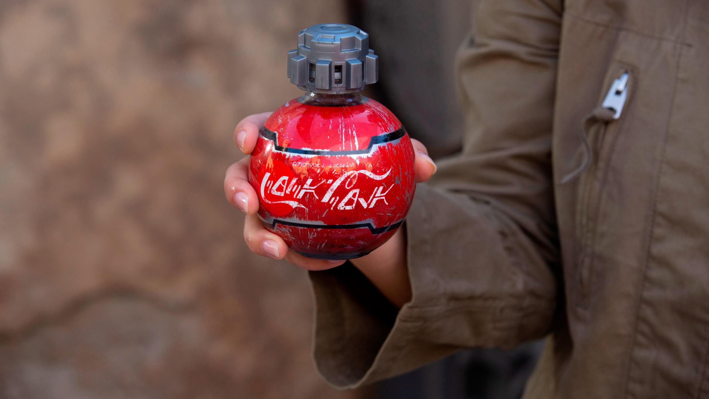 TSA says it's OK to pack Disney's 'Star Wars' grenade-shaped sodas - Los  Angeles Times