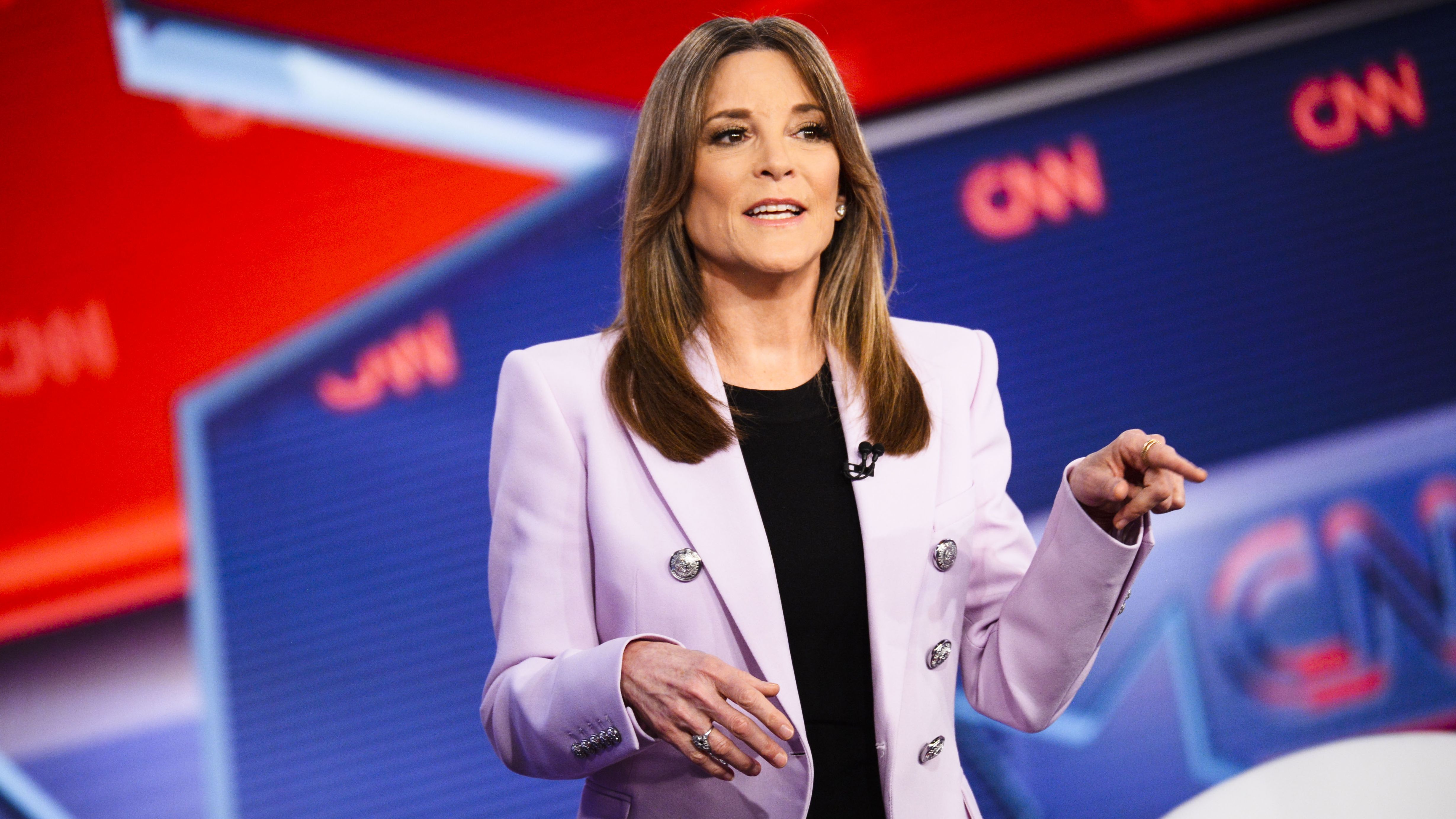 Marianne Williamson raises $3 million in third quarter, doubling her