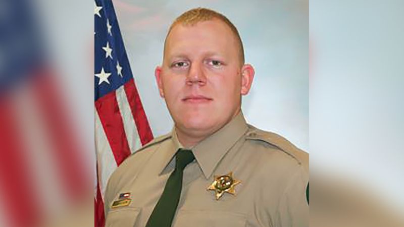 Sheriff Deputy Shot While Responding To Call Cnn 0491