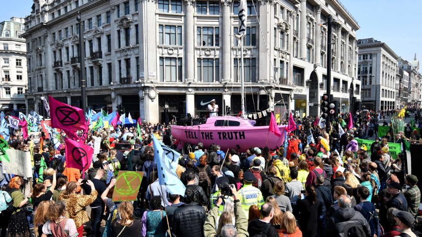 LONDON, ENGLAND - APRIL 15: A boat is placed in the centre of the traffic junction as Environmental campaigners block Oxford Circus during a coordinated protest by the Extinction Rebellion group on April 15, 2019 in London, England. With demonstrations blocking a number of locations across the capital, the group aims to stop traffic for up to five days. (Photo by Leon Neal/Getty Images)