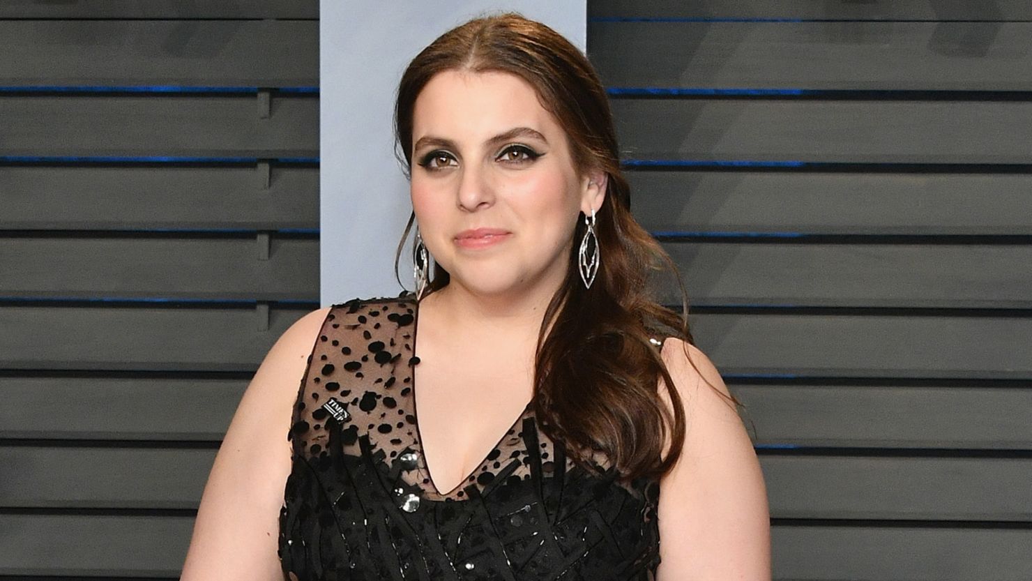 Beanie Feldstein’s touching essay about grieving the death of her and