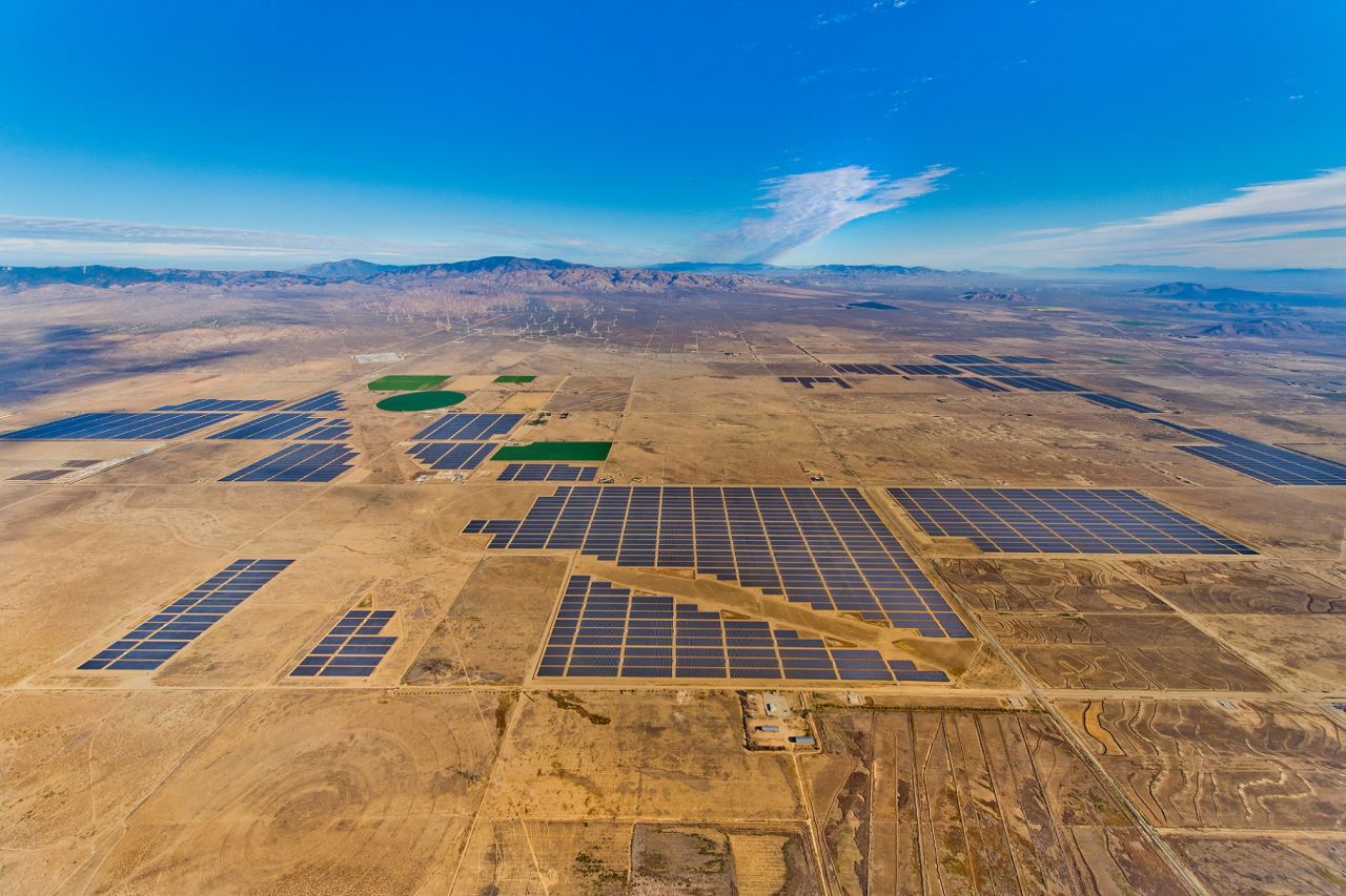 The Solar Star projects in Kern County were completed in 2015 and comprise of 1.7 million photovoltaic modules with a 586-megawatt capacity -- enough energy to power <a href="https://www.bherenewables.com/solarstar_solar.aspx" target="_blank" target="_blank">255,000 average-sized households</a> in California, according to BHE Renewables. <br />