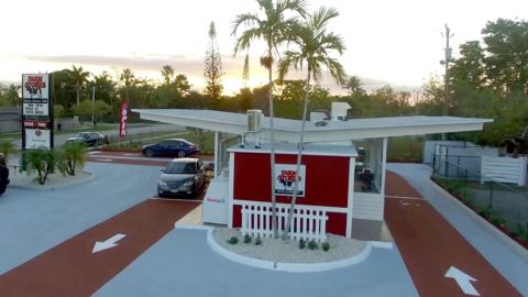 Florida-based Farm Stores operates small drive-thru convenience stores that cater to busy parents.
