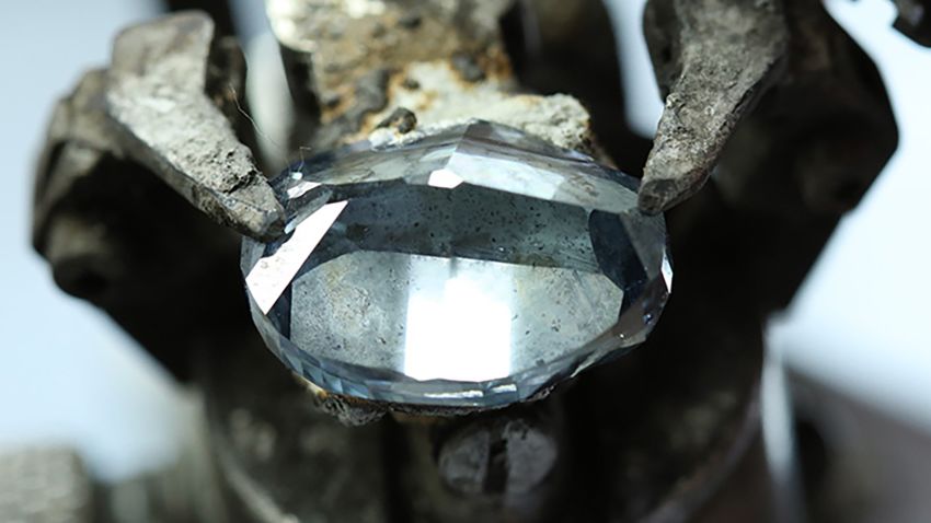 An oval shaped blue diamond weighing over 20 carats has been unveiled by Okavango Diamond Company (ODC) in Gaborone, Botswana.