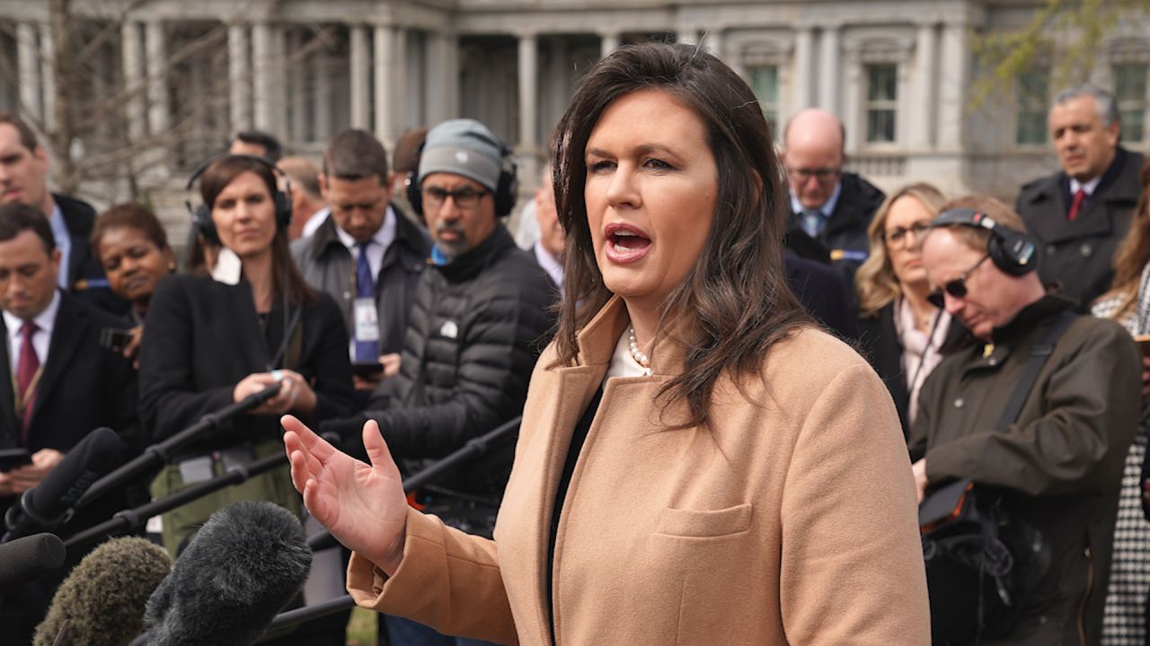 WASHINGTON, DC - APRIL 02: White House Press Secretary Sarah Huckabee Sanders talks to journalists outside the West Wing of the White House April 02, 2019 in Washington, DC. Following a televised interview with FOX News, Sanders fielded questions about immigration, the Mueller report and other topics. (Photo by Chip Somodevilla/Getty Images)