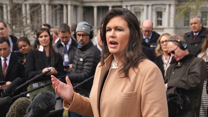 WASHINGTON, DC - APRIL 02: White House Press Secretary Sarah Huckabee Sanders talks to journalists outside the West Wing of the White House April 02, 2019 in Washington, DC. Following a televised interview with FOX News, Sanders fielded questions about immigration, the Mueller report and other topics. (Photo by Chip Somodevilla/Getty Images)