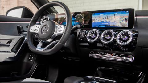 WardsAuto touted the functionality of Mercedes' new MBUX interface in the A220 sedan.
