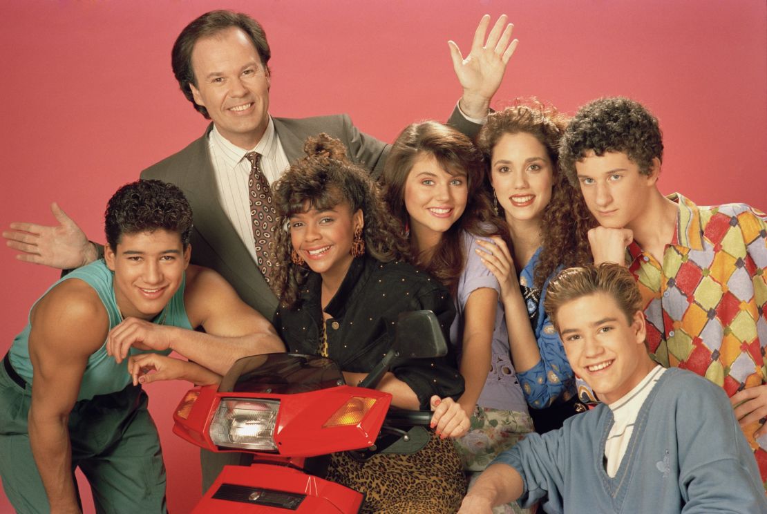 The cast of 'Saved By the Bell' pose for a photo promoting the second season of their show.