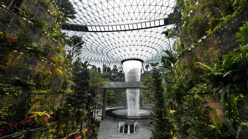 <strong>Singapore: </strong>Following four years of construction and nonstop media coverage, Singapore's long-awaited Jewel Changi Airport opened in April. <br />