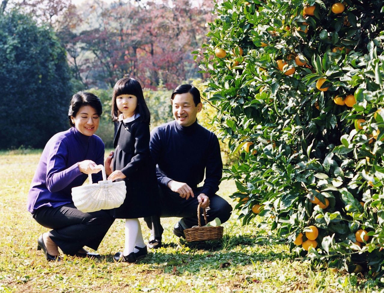 Naruhito with his wife, Masako, and his daughter, Aiko, in November 2005.