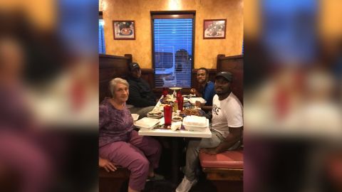 elderly woman dinner alone act kindness trnd
