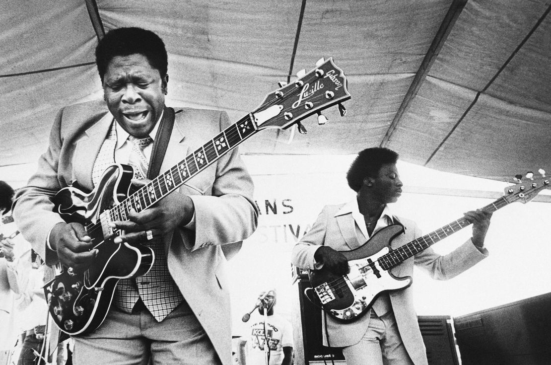 B.B. King and an accompanist perform in 1980 at New Orleans' Jazz Fest.
