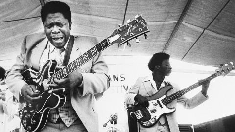 B.B. King and an accompanist perform in 1980 at New Orleans' Jazz Fest.