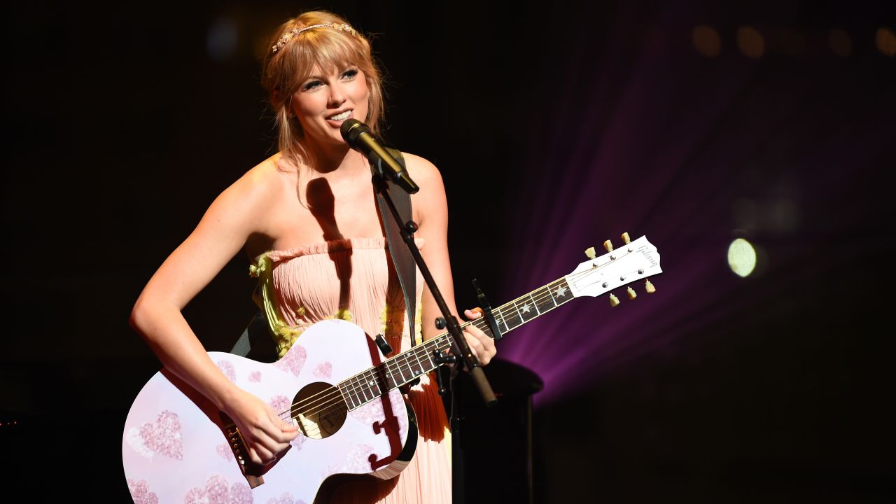 NEW YORK, NEW YORK - APRIL 23: Taylor Swift performs during the TIME 100 Gala 2019 Dinner at Jazz at Lincoln Center on April 23, 2019 in New York City. (Photo by Dimitrios Kambouris/Getty Images for TIME)