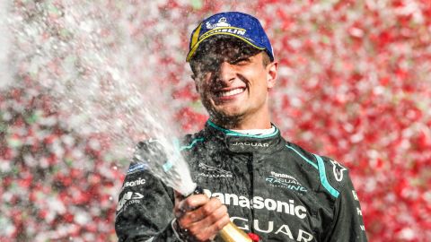 Mitch Evans celebrates his maiden Formula E victory at the Rome ePrix in 2019.