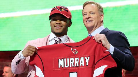 Murray poses with NFL Commissioner Roger Goodell after he was picked by the Cardinals.