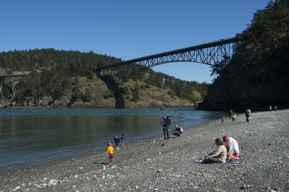 <strong>Deception Pass State Park:</strong> At the northern tip of Whidbey, this park is famous for its eye-catching bridge.