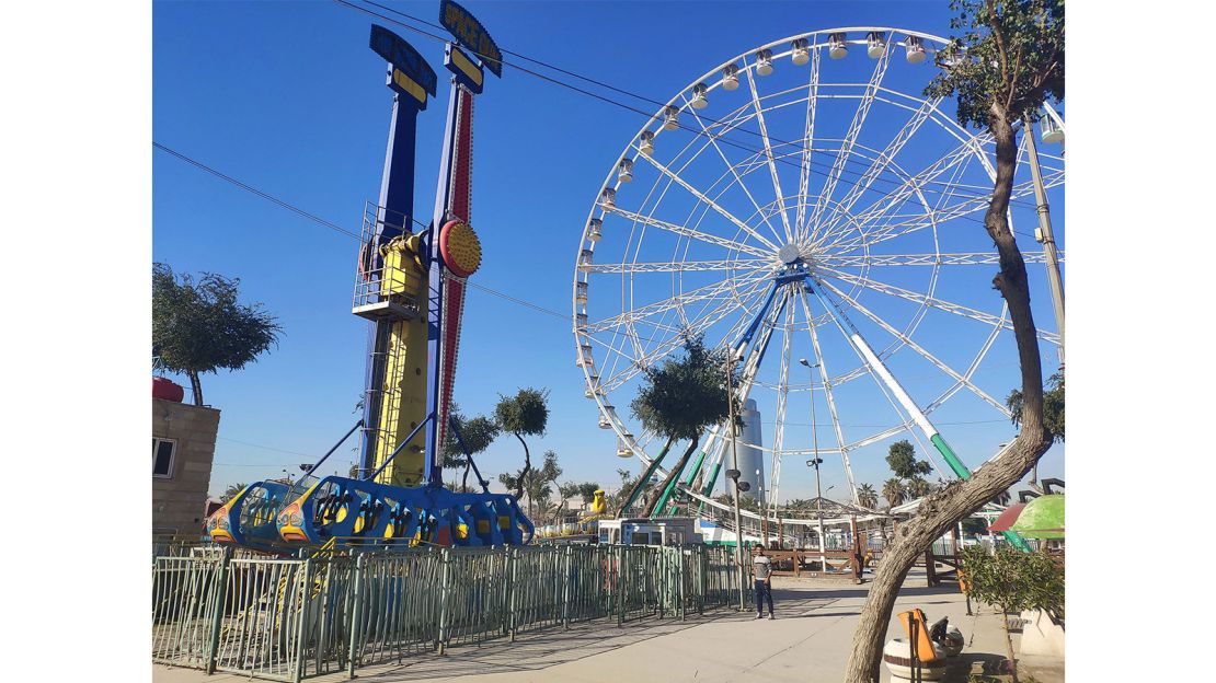 The Ferris wheel at Al Zawra'a Dream Park, Baghdad Zoo.