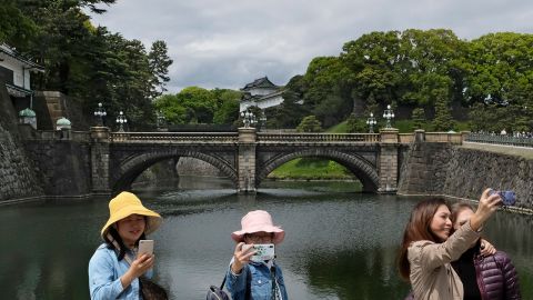 Joining a guided tour allows you to go beyond the main entrance of the Imperial Palace.