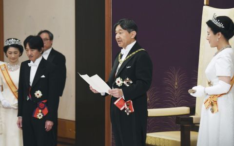 Naruhito delivers his first speech after his ascension to the throne. In his remarks, he acknowledged the assumption of his role as an "important responsibility," and he paid tribute to his father's legacy.