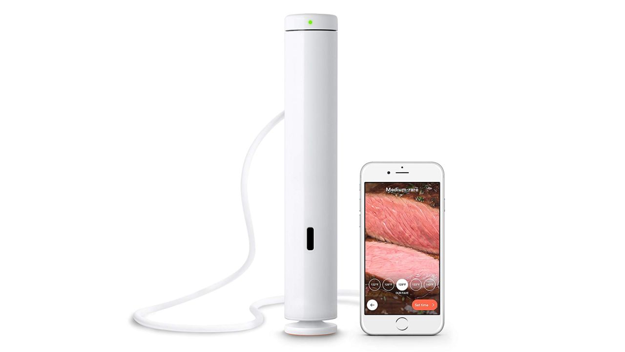 <strong>ChefSteps Joule Sous Vide ($179; </strong><a href="https://amzn.to/2DIdR8Z" target="_blank" target="_blank"><strong>amazon.com</strong></a><strong>)</strong><br />For the mom who is a self-proclaimed chef, a smart sous vide is a must. <br />