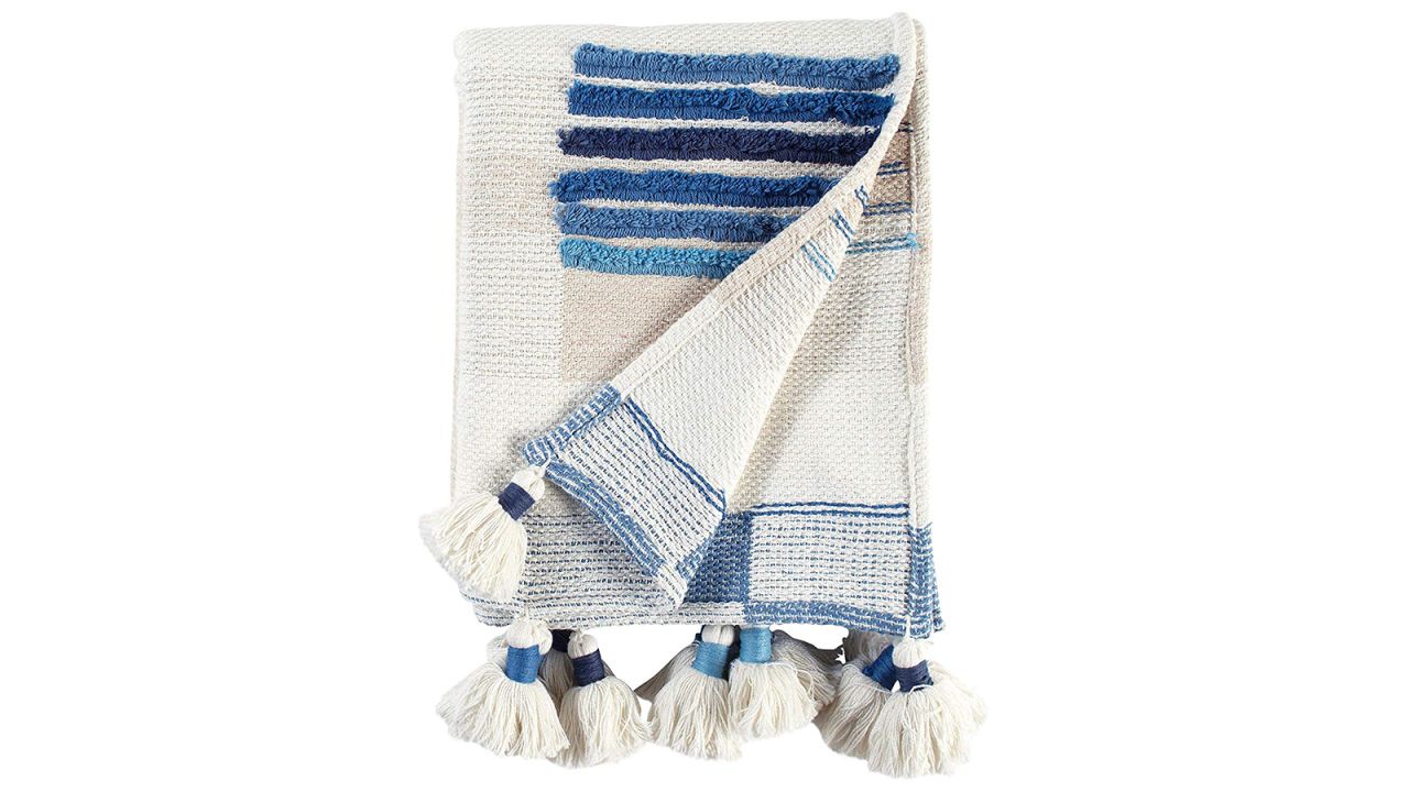 <strong>Rivet Global Textured 100% Throw Blanket With Large Tassels ($73.21, originally 79.99; </strong><a href="https://amzn.to/2V9Y7Gi" target="_blank" target="_blank"><strong>amazon.com</strong></a><strong>)</strong><br />A textured throw blanket to help mom spruce up her space<br />