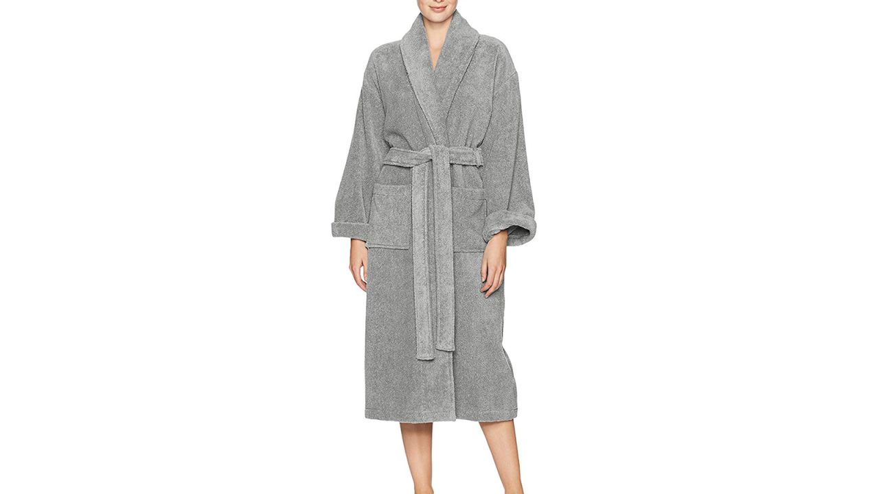 <strong>Pinzon by Amazon Terry Cotton Bathrobe ($29.99; </strong><a href="https://amzn.to/2DHTpVs" target="_blank" target="_blank"><strong>amazon.com</strong></a><strong>)</strong><br />Mom is sure to love wrapping herself up in this luxe terry cotton bathrobe<br />