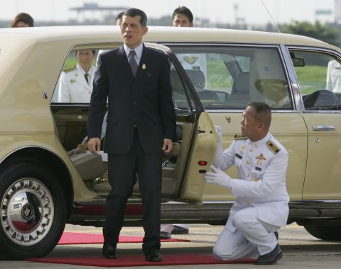Vajiralongkorn arrives at an airport to greet foreign monarchs arriving in Thailand in 2006.