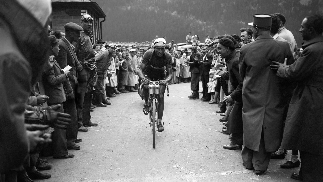 Bartali rides uphill in the Col de la Forclaz on his way to winning the 15th stage of the Tour de France between Aix-les-Bains and Lausanne (Switzerland) on July 18, 1948.