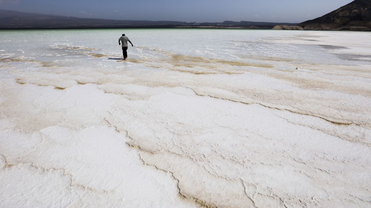<strong>Djibouti: </strong>Located at the confluence of the Red Sea and the Gulf of Aden, Djibouti is home to white-salt beaches that ring the hyper-saline Lake Assal. 