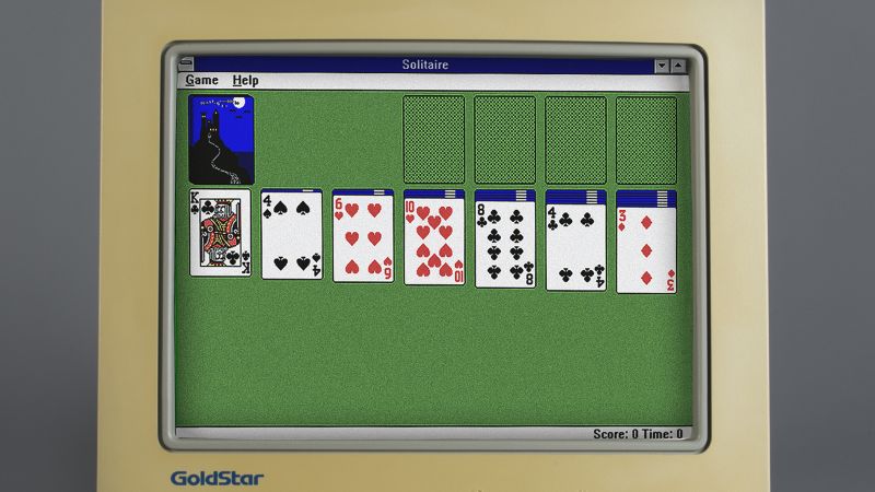 Microsoft's Solitaire, the most boring game ever, tops 100 million users