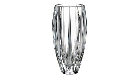 <strong>Marquis By Waterford Markham VASE 9" ($84.98; </strong><a href="https://www.amazon.com/dp/B01HWS5CPA/ref=as_li_ss_tl?ie=UTF8&linkCode=sl1&tag=0503fivestarhome-20&linkId=37f8e9c17b1e555ac741cb33a91fd959&language=en_US" target="_blank" target="_blank"><strong>amazon.com</strong></a><strong>)</strong><br />