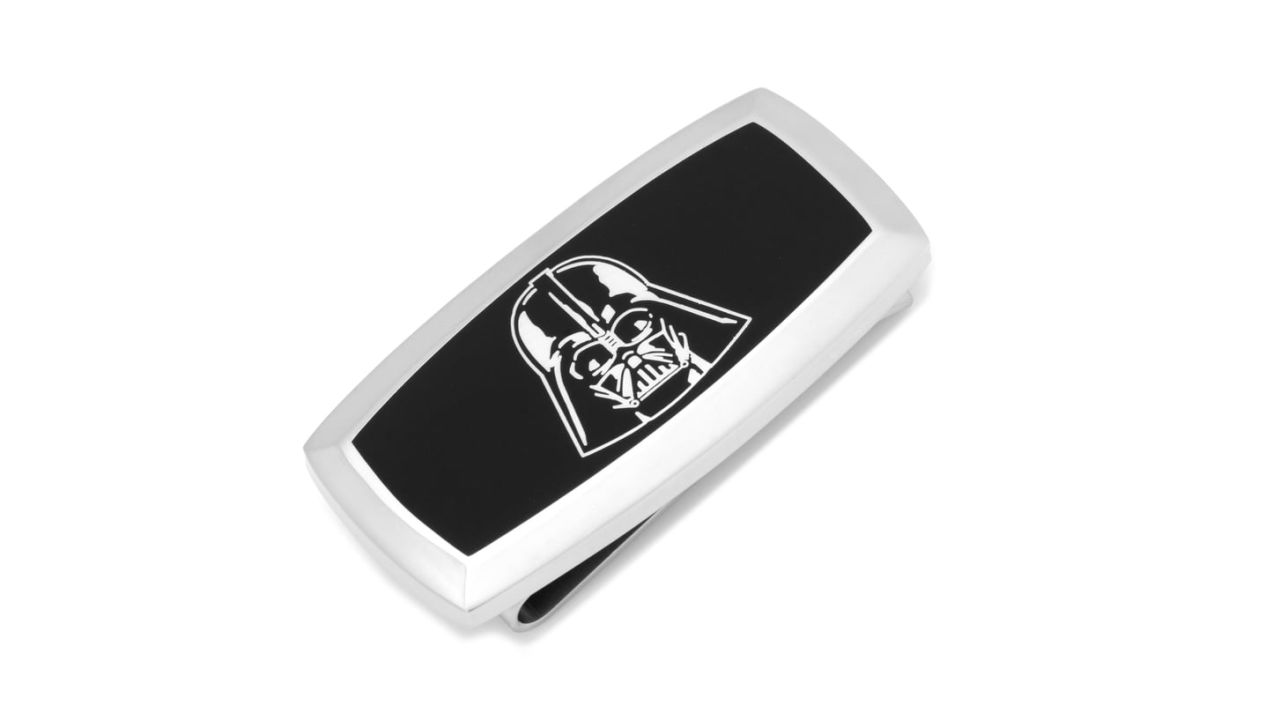 <strong>Star Wars Money Clip ($45; </strong><a href="https://click.linksynergy.com/deeplink?id=Fr/49/7rhGg&mid=1237&u1=0503starwarsday&murl=https%3A%2F%2Fshop.nordstrom.com%2Fs%2Fcufflinks-inc-star-wars-money-clip%2F4608131%3Forigin%3Dkeywordsearch-personalizedsort%26breadcrumb%3DHome%252FAll%2520Results%26color%3Dr2d2" target="_blank" target="_blank"><strong>nordstrom.com</strong></a><strong>)</strong><br />